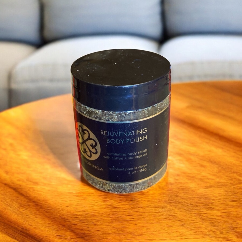 Rejuvenating Body Polish - Black and Gold